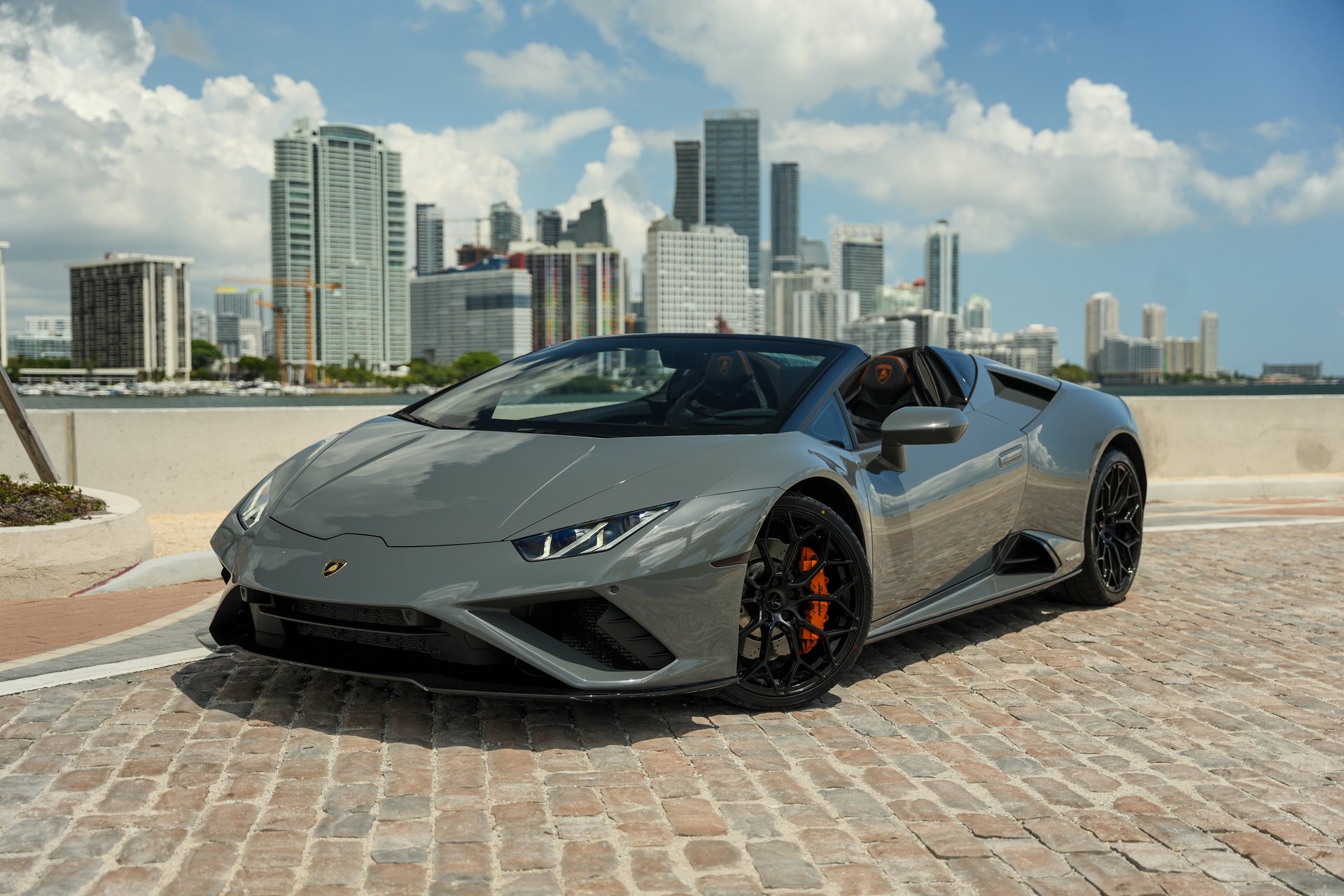 Lamborghini Huracan Evo Spyder miami rental